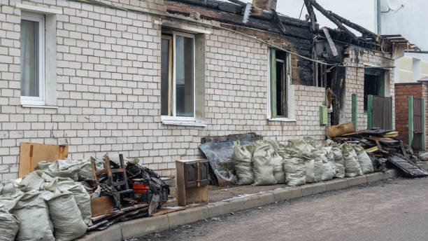 24/7 Emergency Fire Damage Removal experts in Illinois, IL